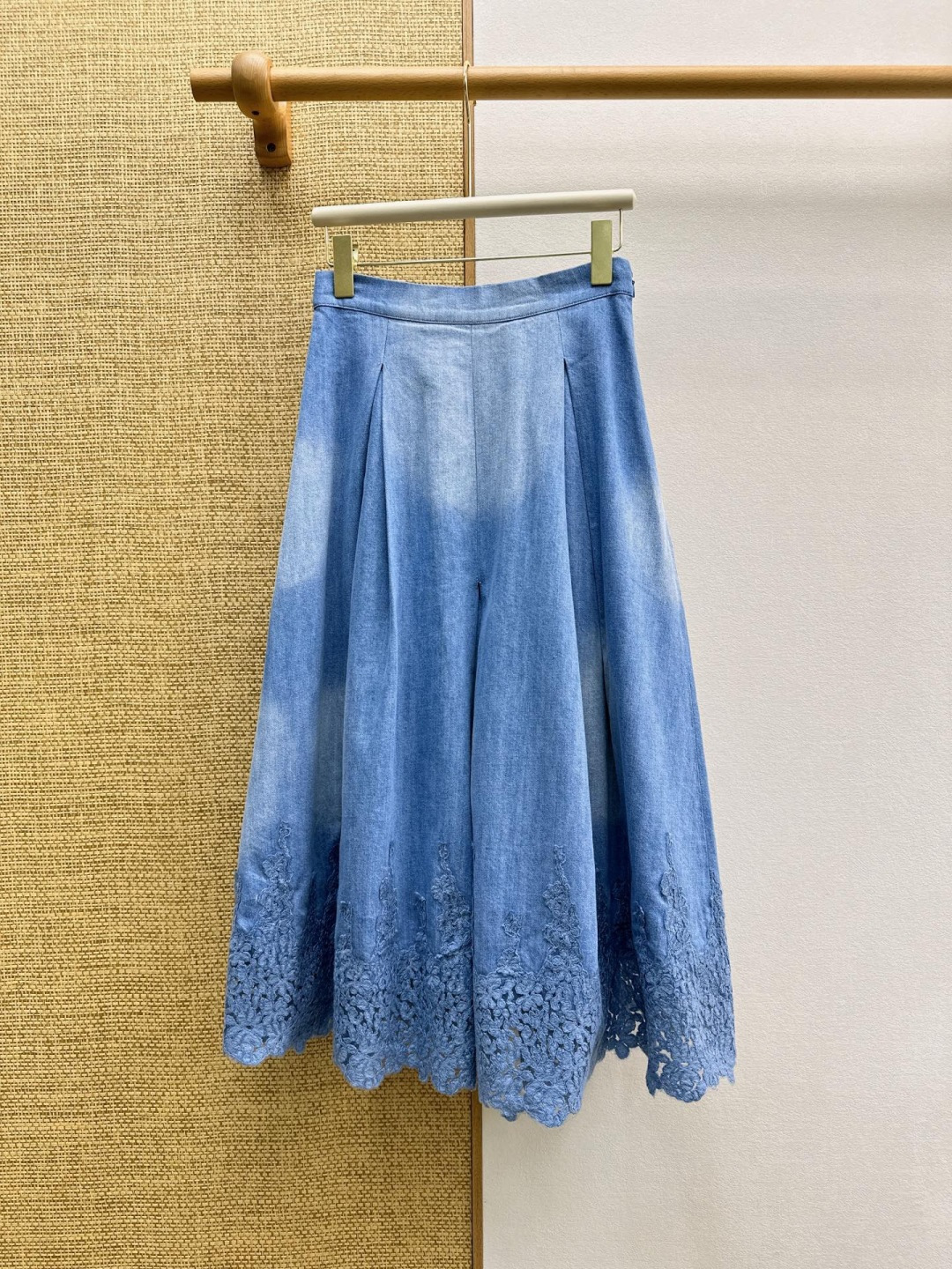 skirts and dresses